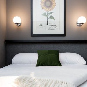 single room valencia hotel